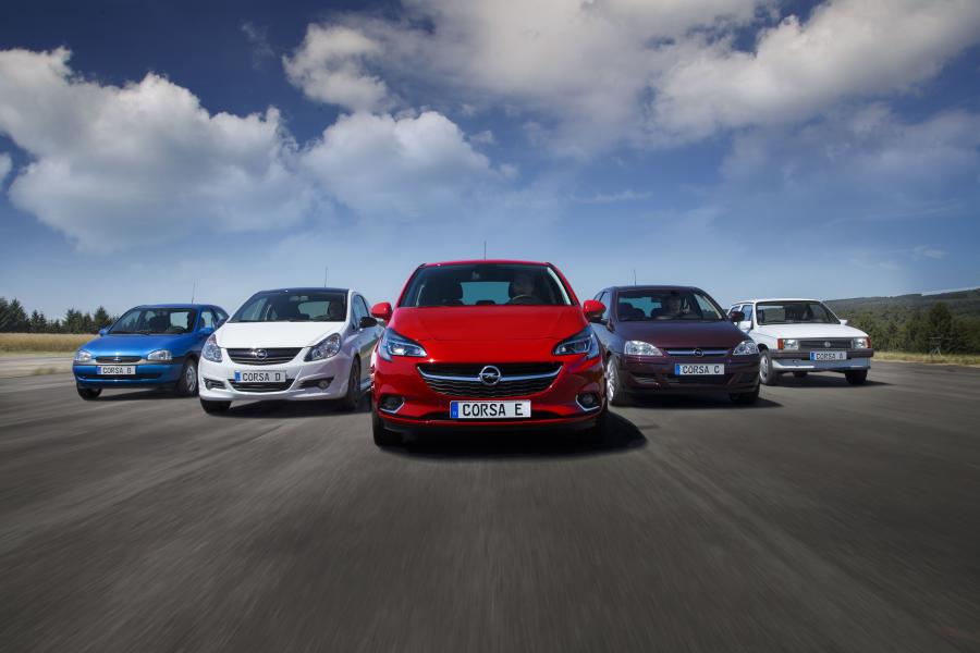  Opel Corsa 2015 года  (фото 25 из 37)